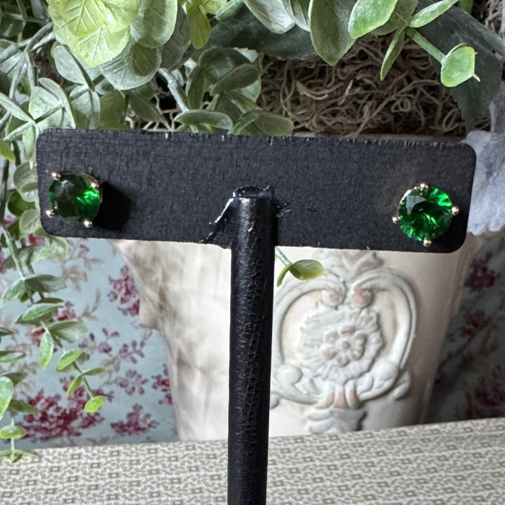 Stainless Steel Emerald Green Stud Earrings